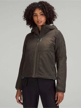lululemon athletica Olive Hooded Lightweight hiking jacket
